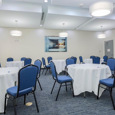 Holiday Inn Express & Suites Houston - Hobby Airport Area By Ihg Exterior foto