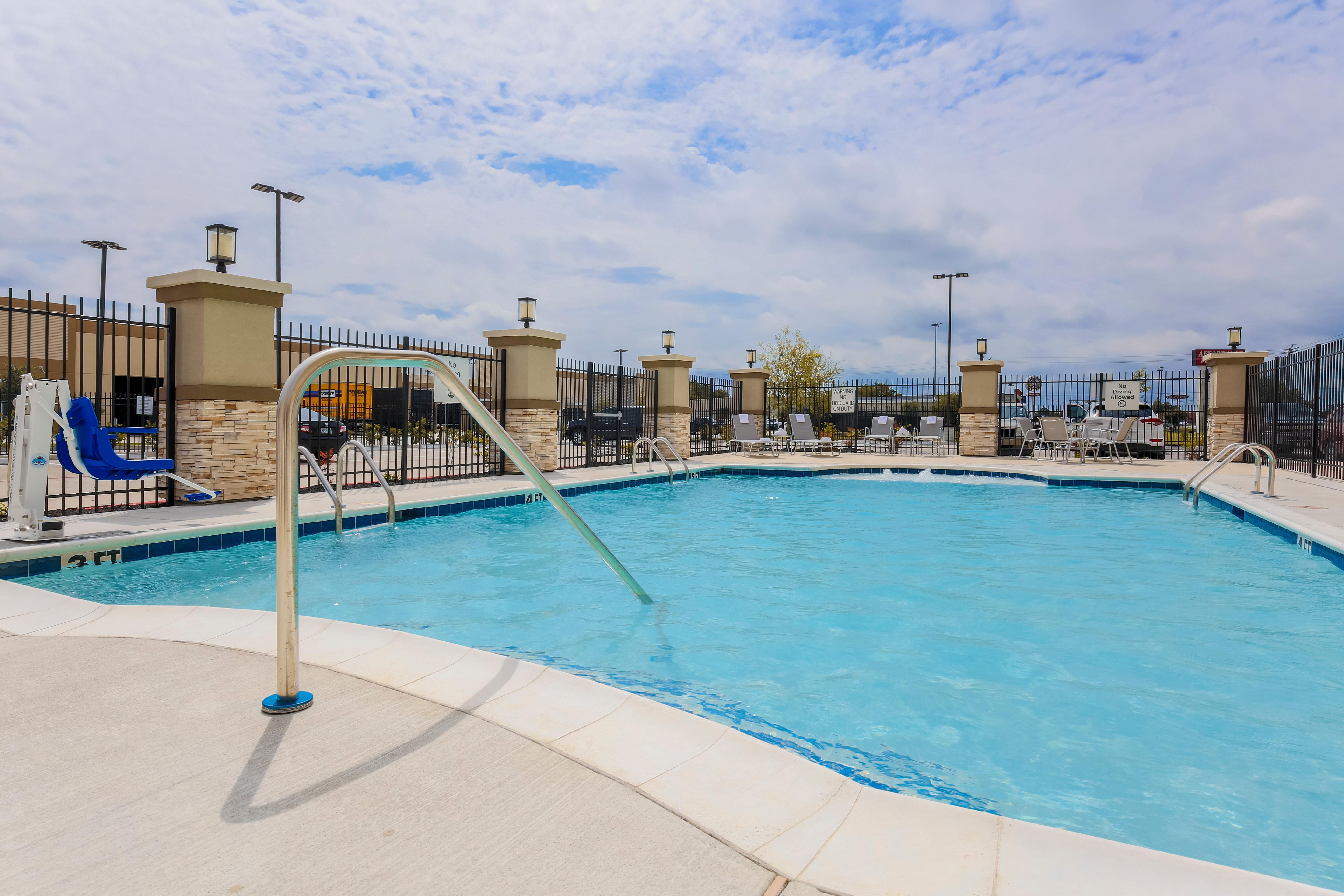 Holiday Inn Express & Suites Houston - Hobby Airport Area By Ihg Exterior foto